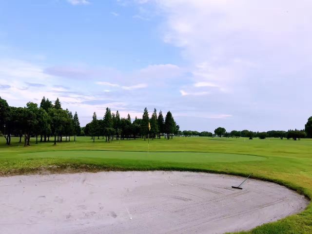 昆山光明高尔夫球会