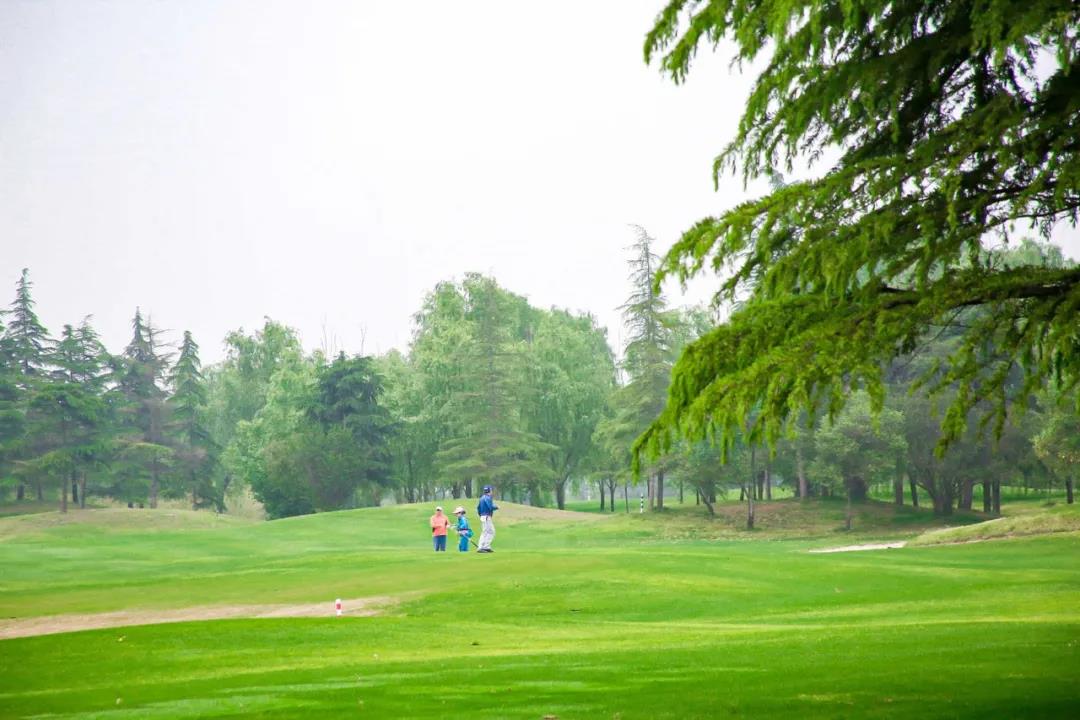 西安国际高尔夫球会