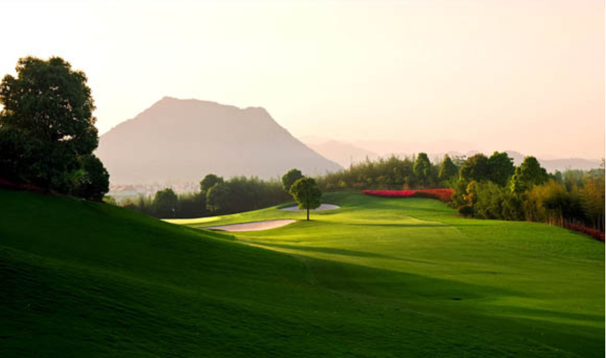 安吉龙王溪高尔夫球会