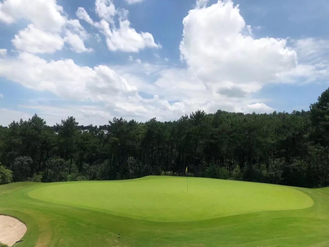 湖州温泉高尔夫球会