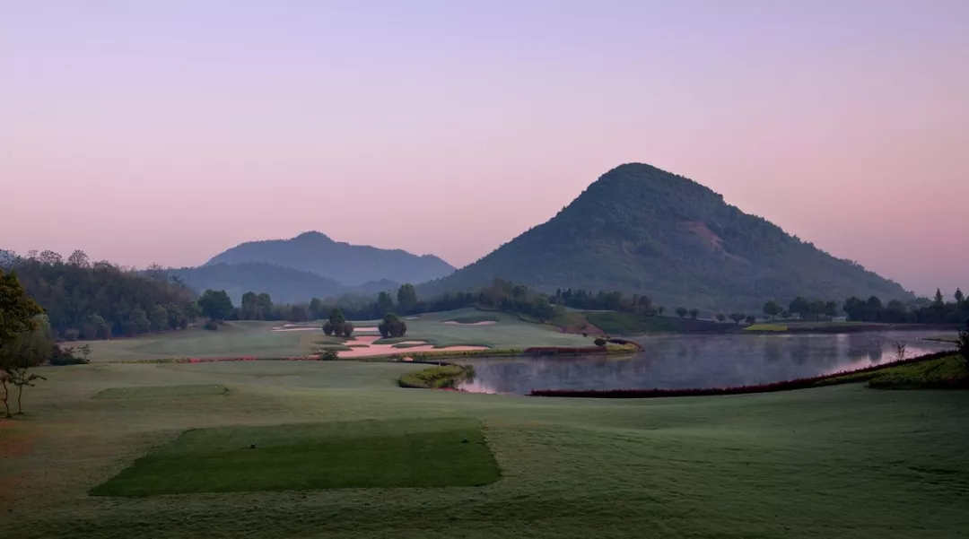 安吉龙王溪高尔夫球会