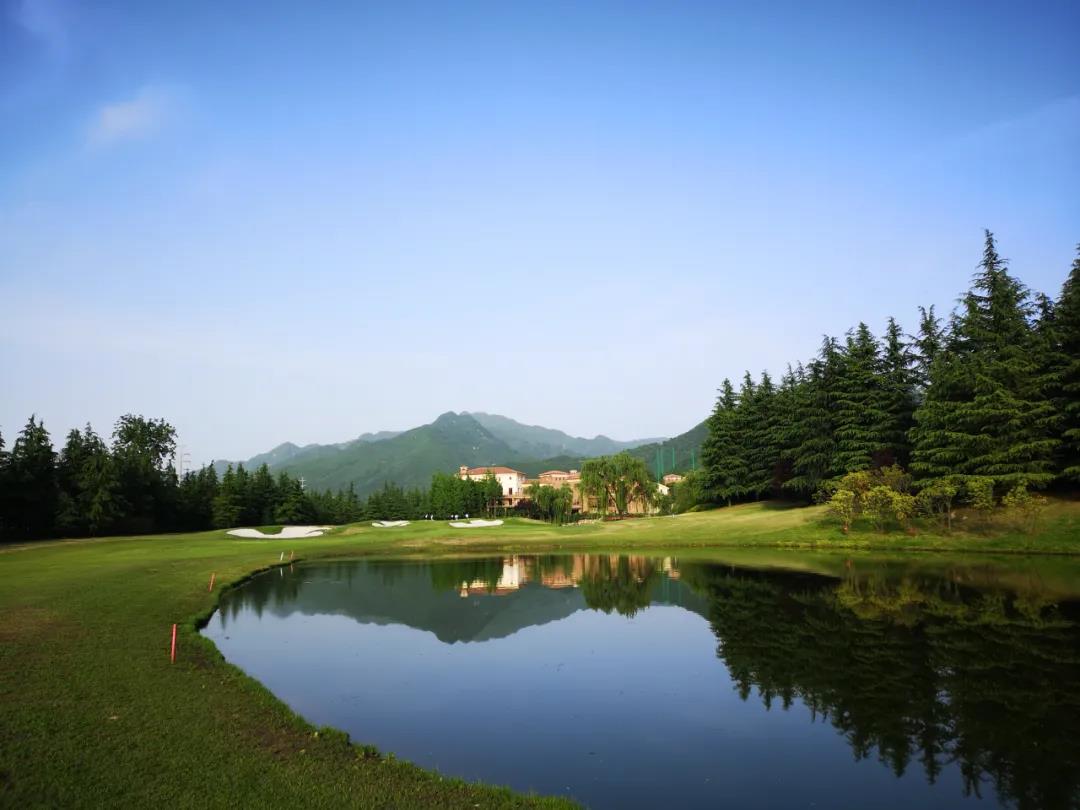 秦岭国际高尔夫球会