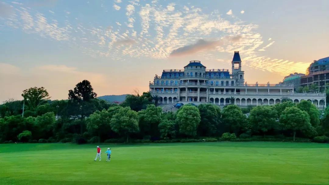 湖州温泉高尔夫球会
