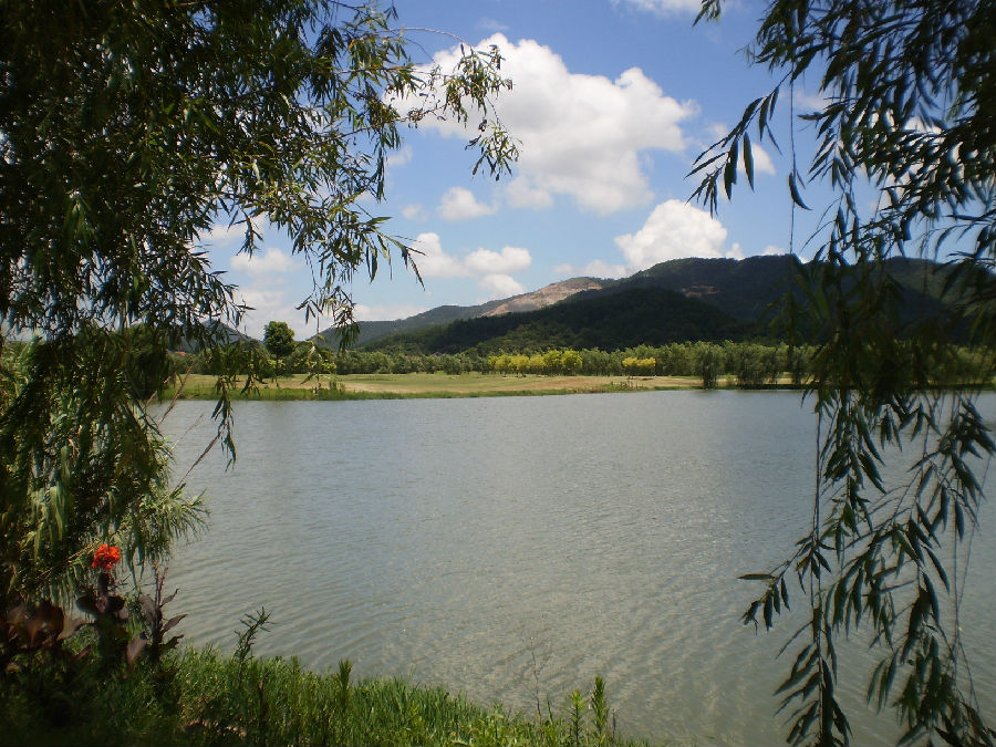 东方宁波高尔夫球会