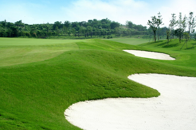 武汉梁子湖高尔夫球会