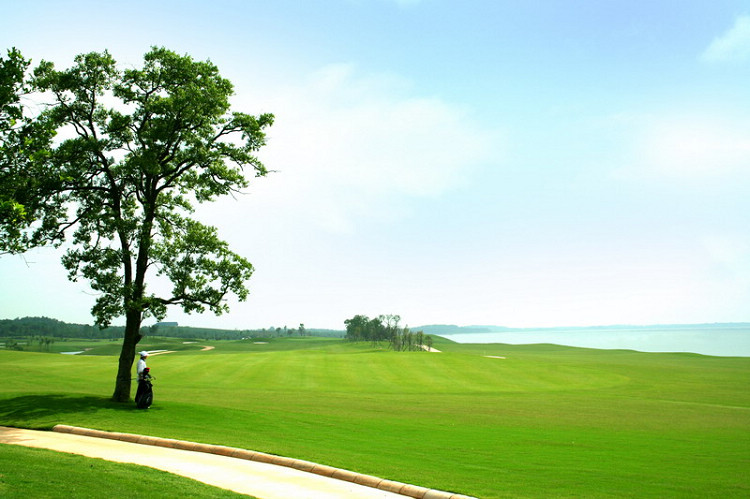 武汉梁子湖高尔夫球会
