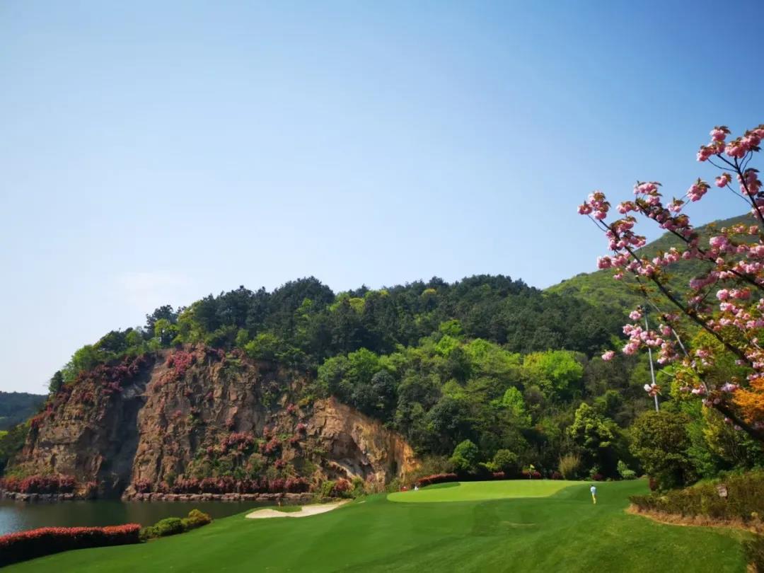湖州温泉高尔夫球会