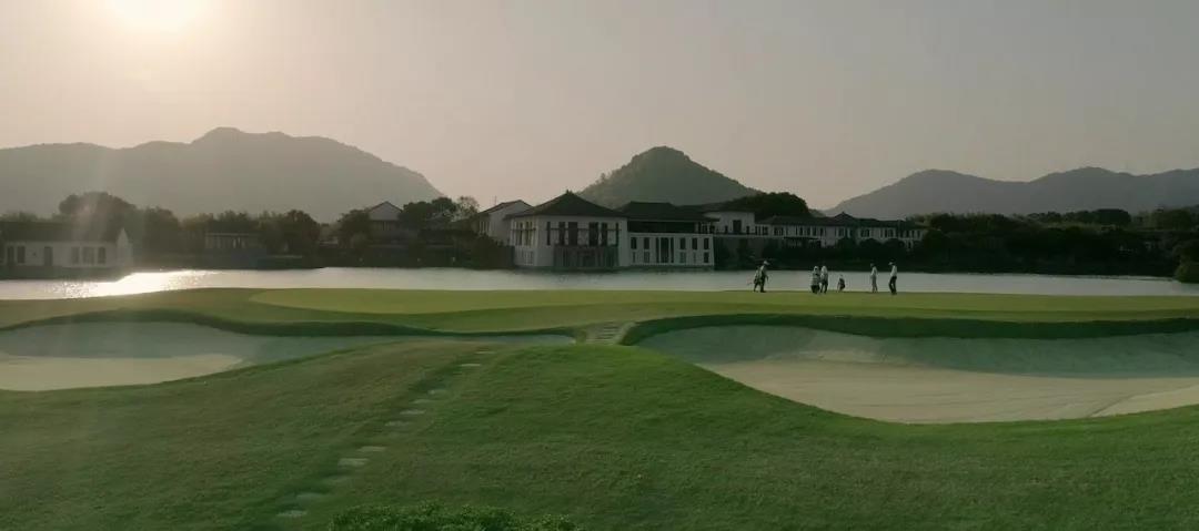 富春山居高尔夫球会