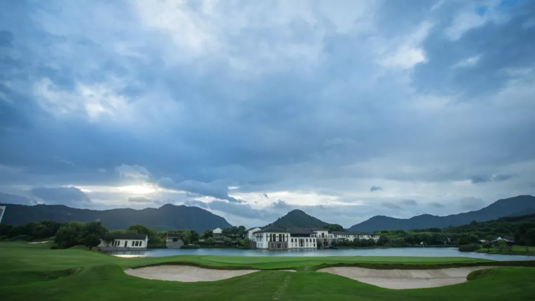 富春山居高尔夫球会