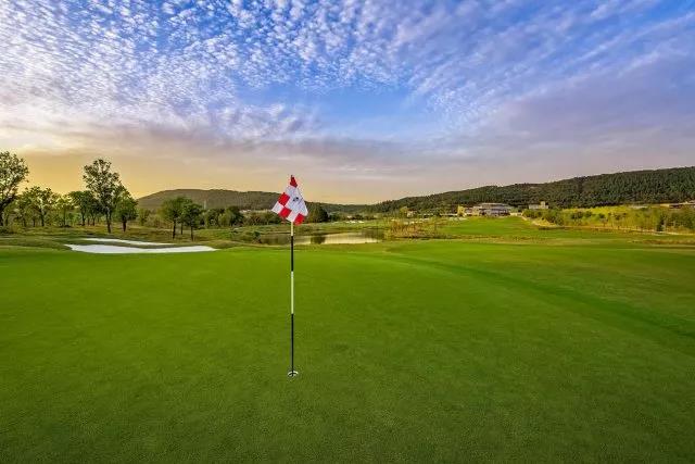 武汉驿山高尔夫球会