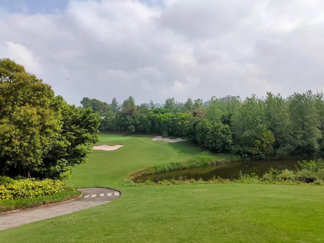 重庆红鼎高尔夫球会