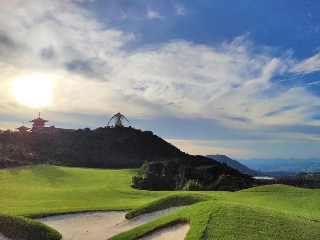 云海谷高尔夫球会