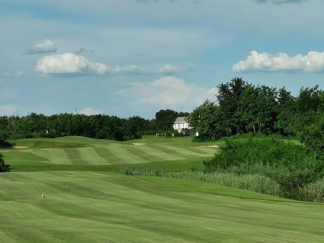 松江团湖泊高尔夫球会