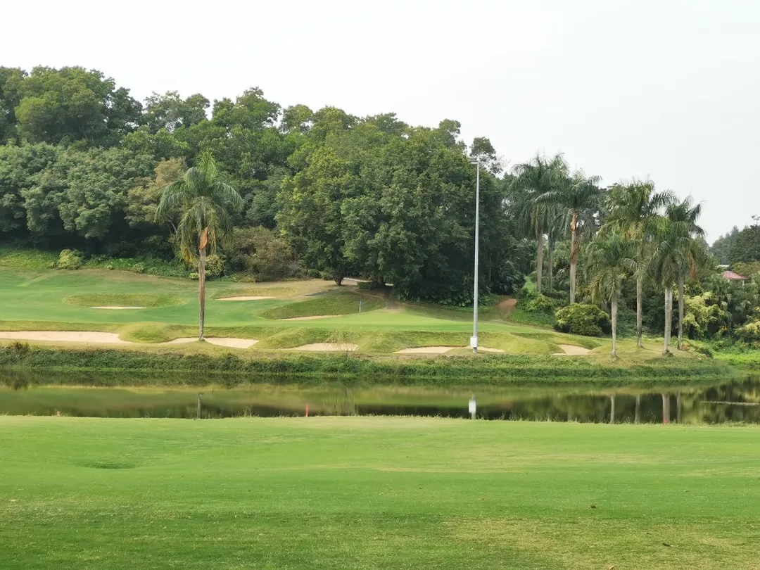 汤泉+候鸟+涛景3天2晚3球行程