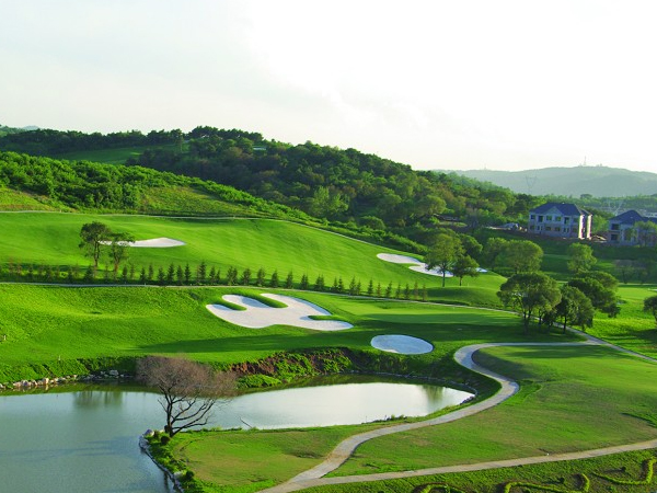 铁岭龙山高尔夫球会