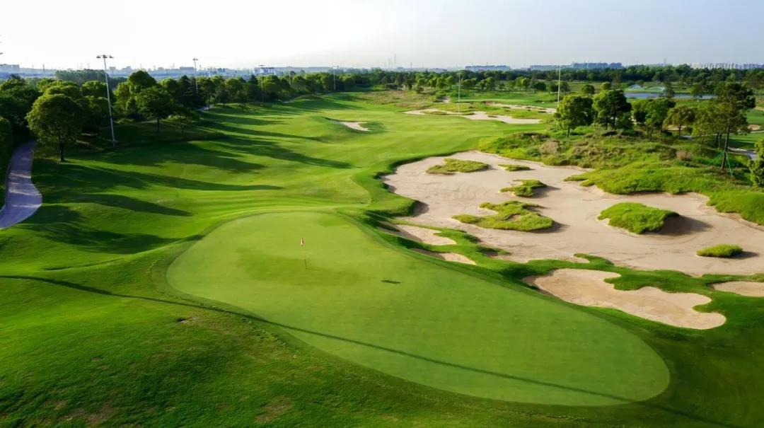 美兰湖高尔夫球会