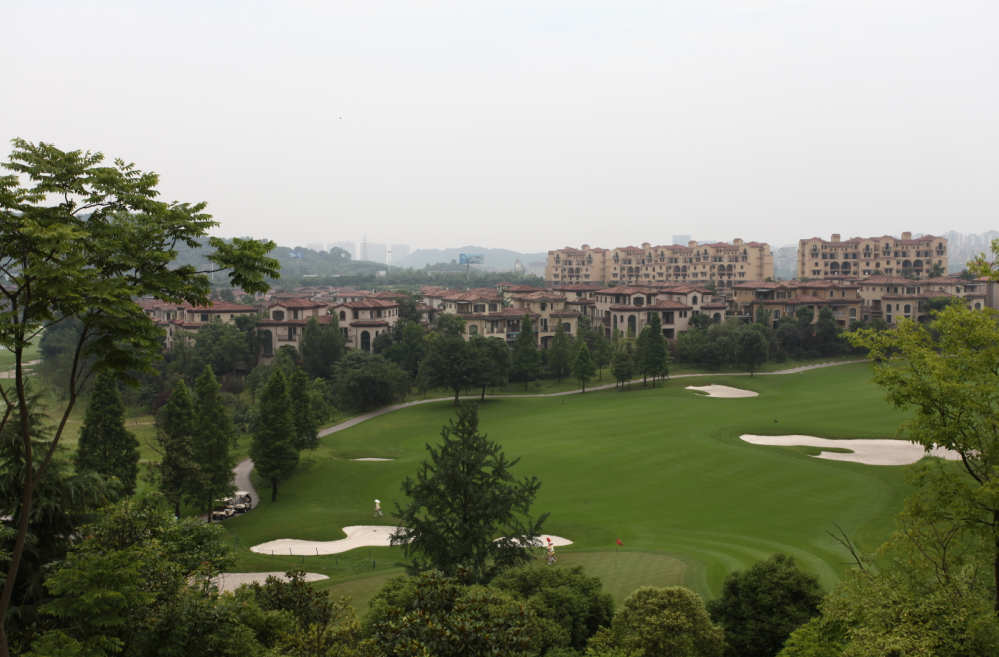 重庆庆隆高尔夫2天1晚2球套餐