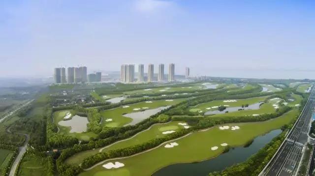 九桥高尔夫球会