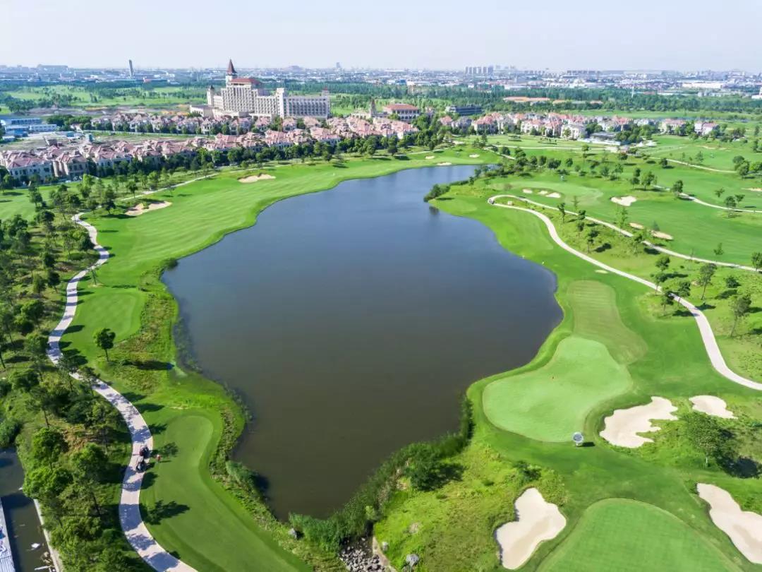 美兰湖高尔夫球会