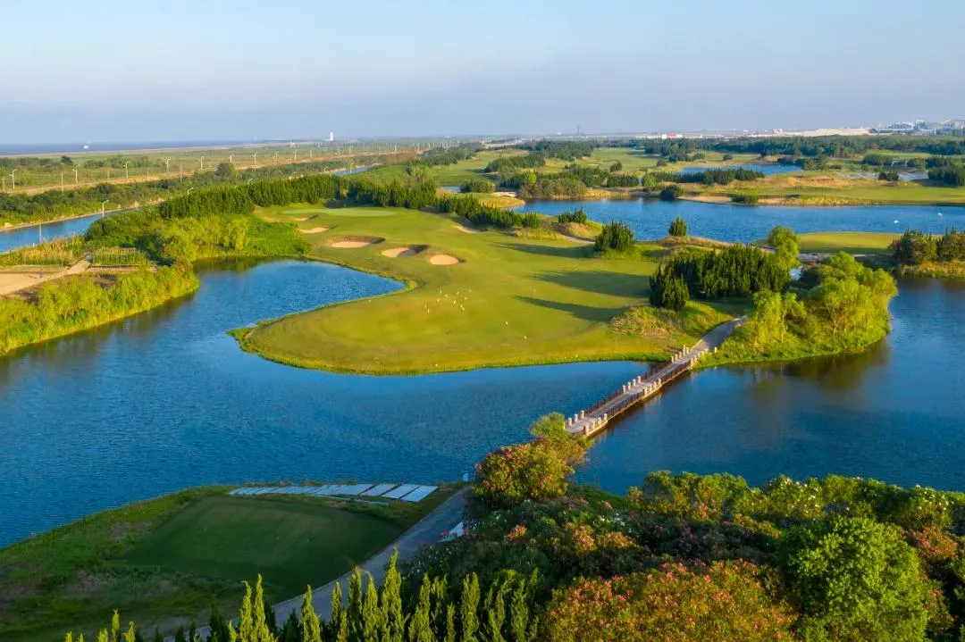 富春山居高尔夫球会