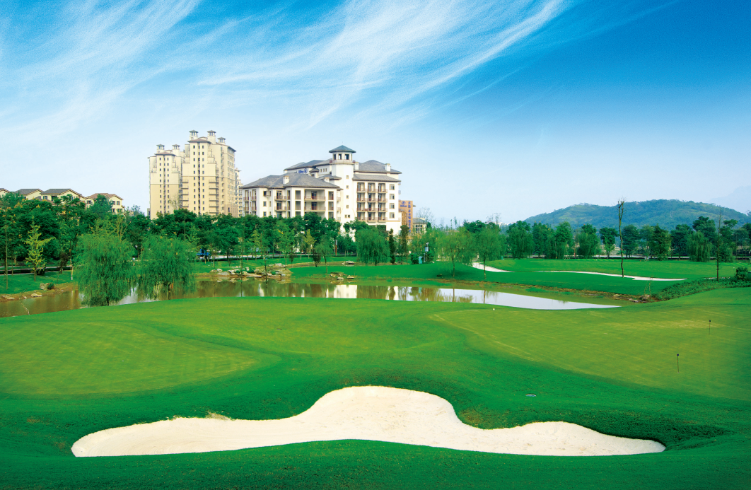 庆隆南山高尔夫球会