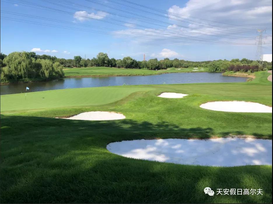 天安假日高尔夫球会