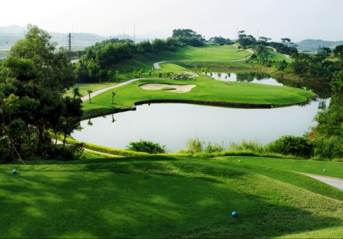 汤泉+候鸟+涛景3天2晚3球行程