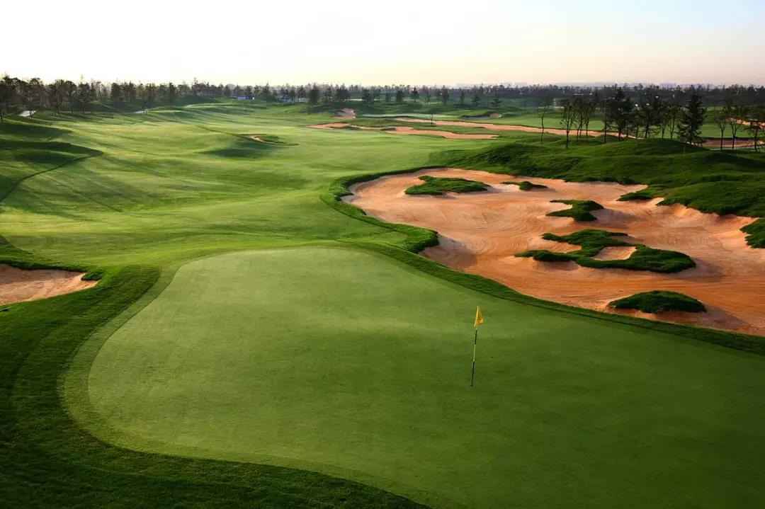 美兰湖高尔夫球会