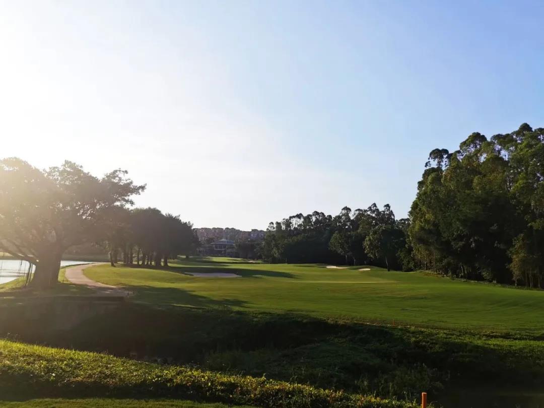 东莞海逸高尔夫球会