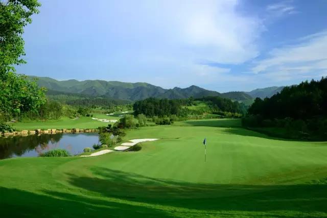 凤凰国际高尔夫球会