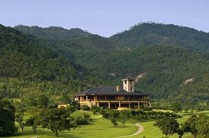 九龙湖高尔夫球会