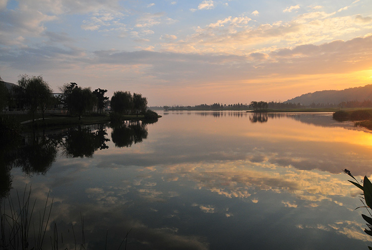天马乡村高尔夫球会