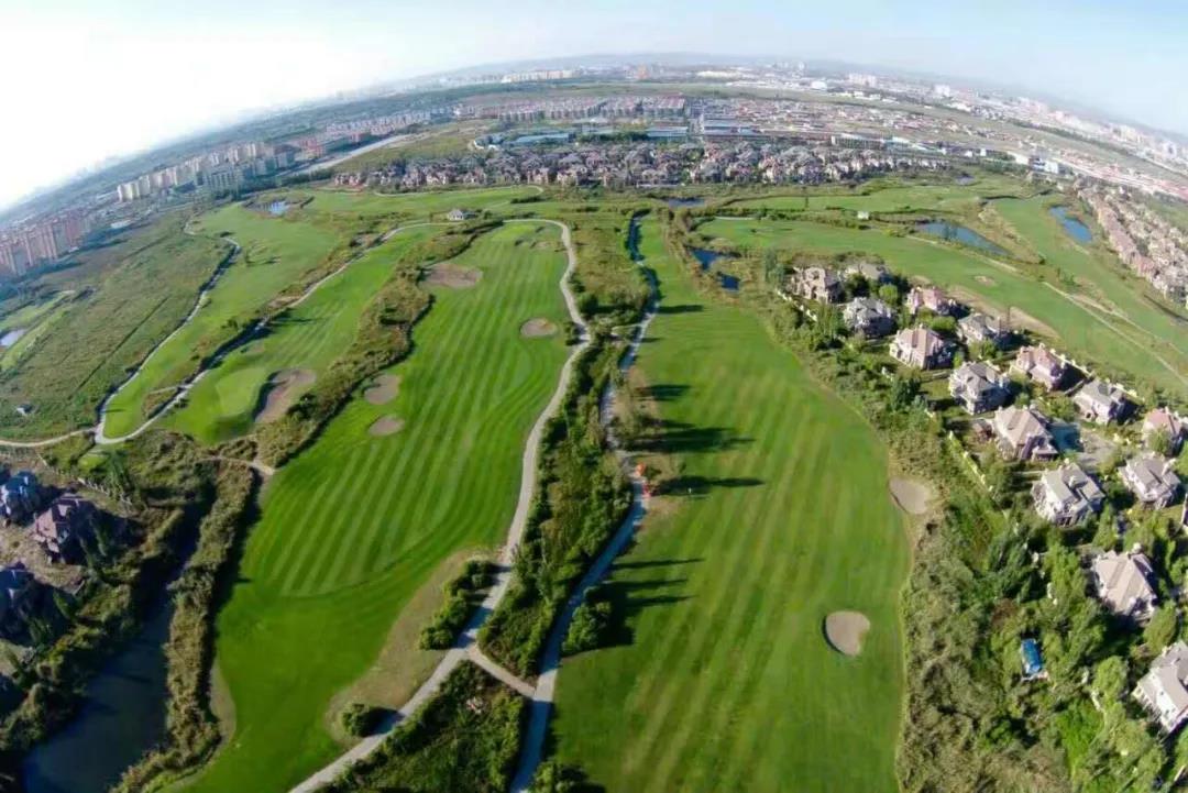 保利包头高尔夫球场