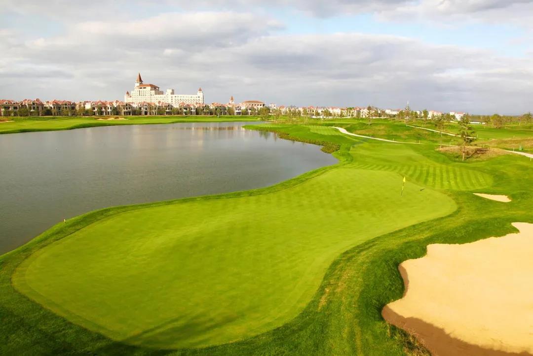 美兰湖高尔夫球会