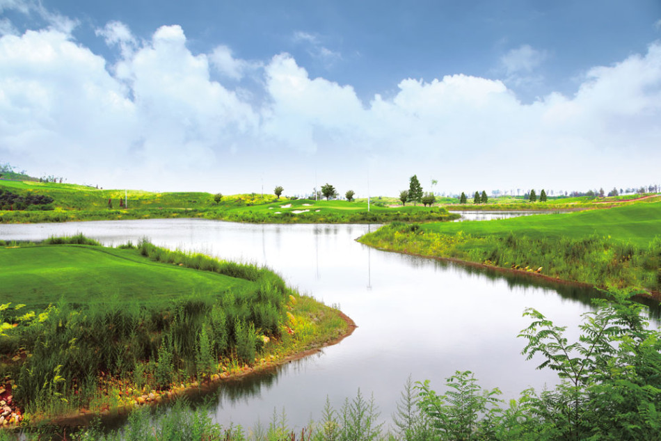 隆熹高尔夫球会