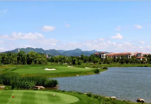 贵州乐湾高尔夫1天1晚1球套餐