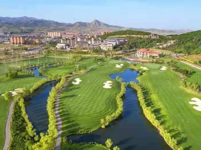 营思拉堡高尔夫球会（封场）