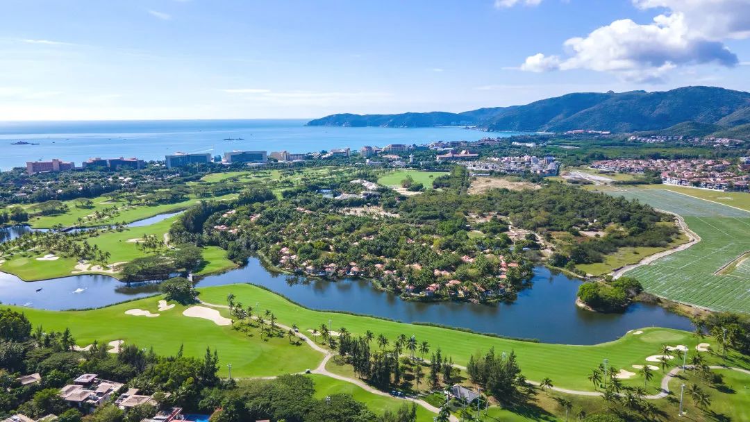 海口观澜湖7号场+西海岸+三公里【住海口骏豪酒店】4天3晚3球