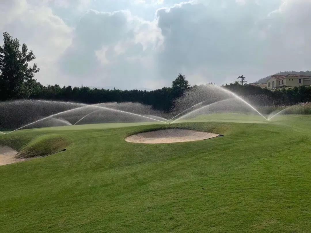 东方宁波高尔夫球会
