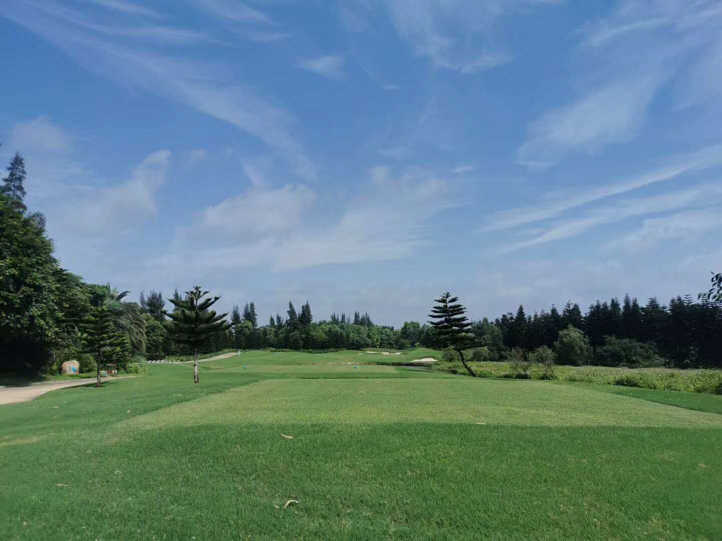 鼎龙湾高尔夫球会