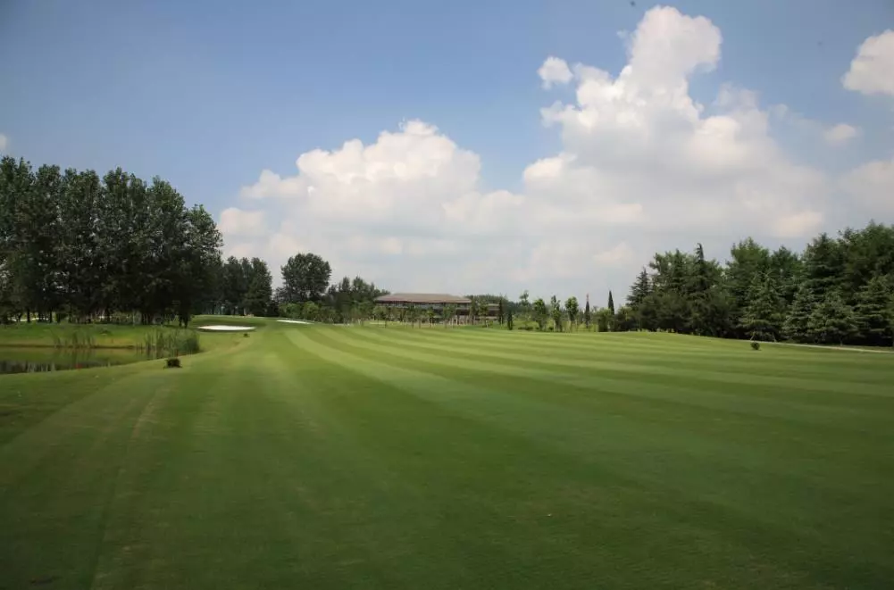 扬州太阳岛高尔夫球会