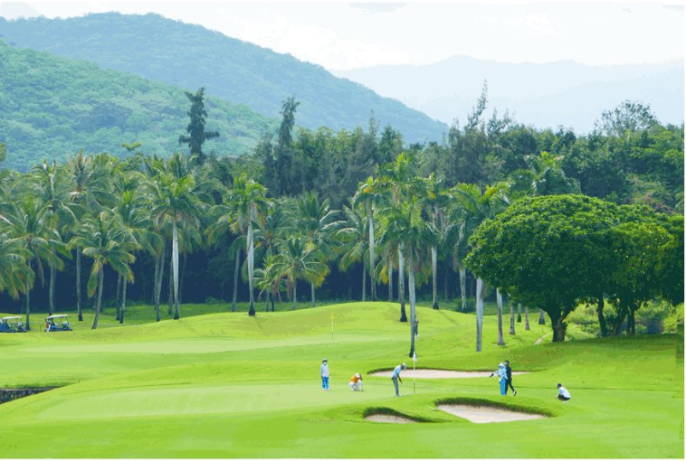 亚龙湾高尔夫球会