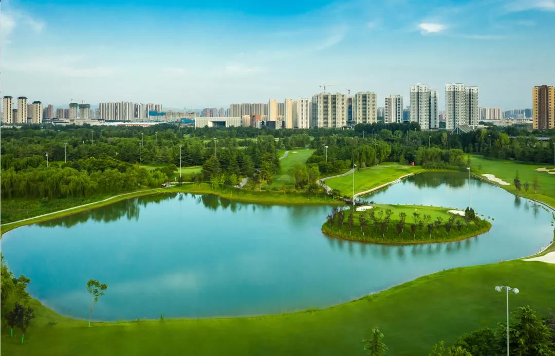 西安国际高尔夫球会