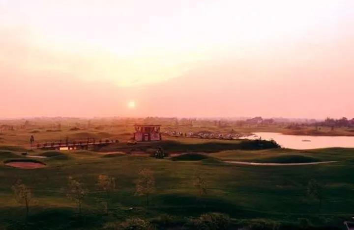 银涛高尔夫球会