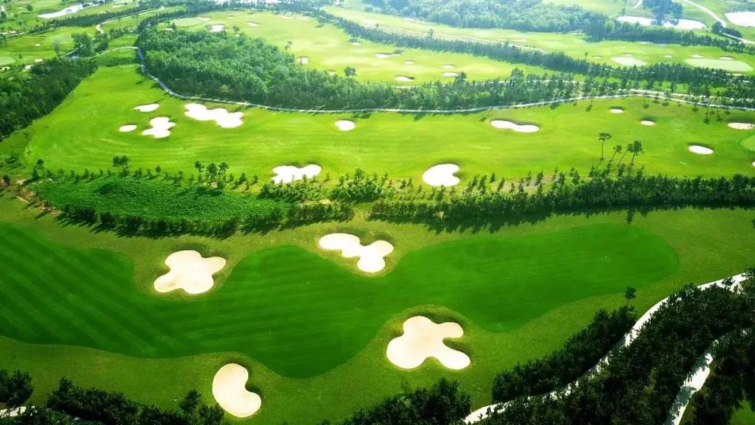 威高天安高尔夫球会