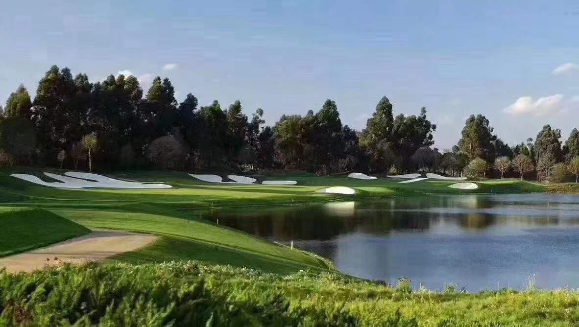 滇池高尔夫球会