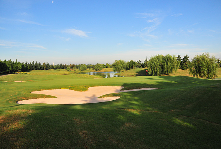 天马乡村高尔夫球会