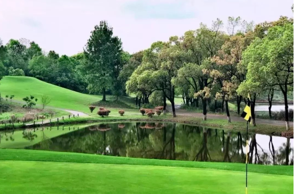 庐山国际高尔夫球会