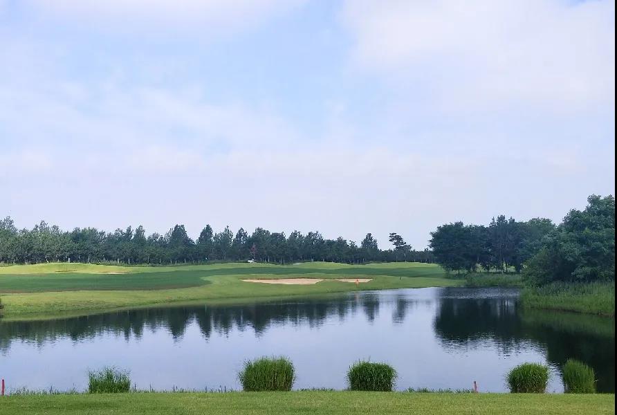 威高天安高尔夫球会