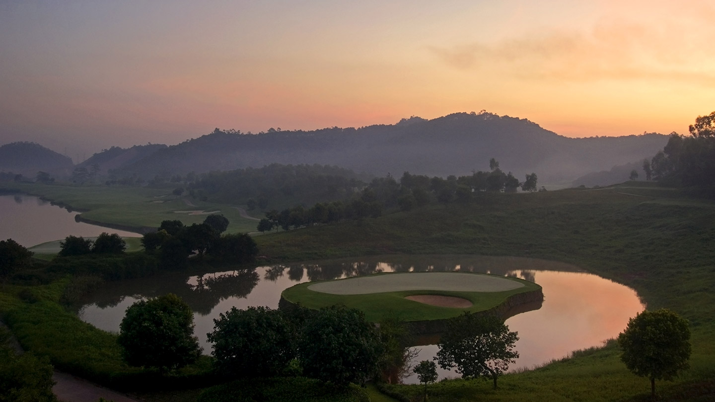 深圳观澜湖高尔夫球会